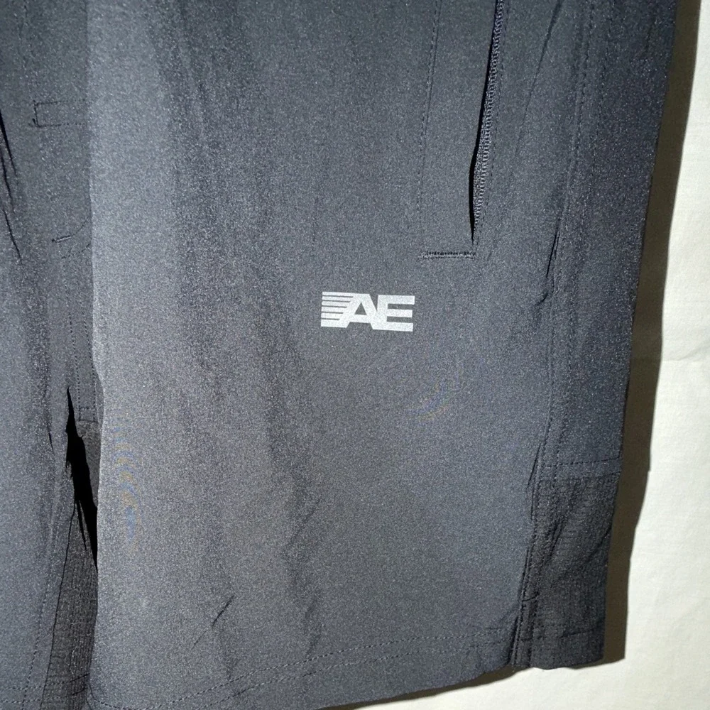 AE 24/7 Training Jogger Short Men's Small Black Drawstring Elastic Waist Pockets